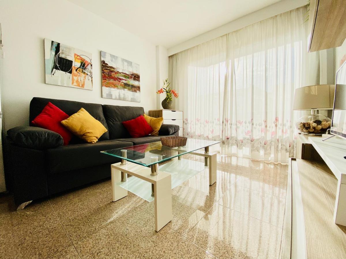 Orange And White Apartment In Yumbo San Bartolomé Extérieur photo