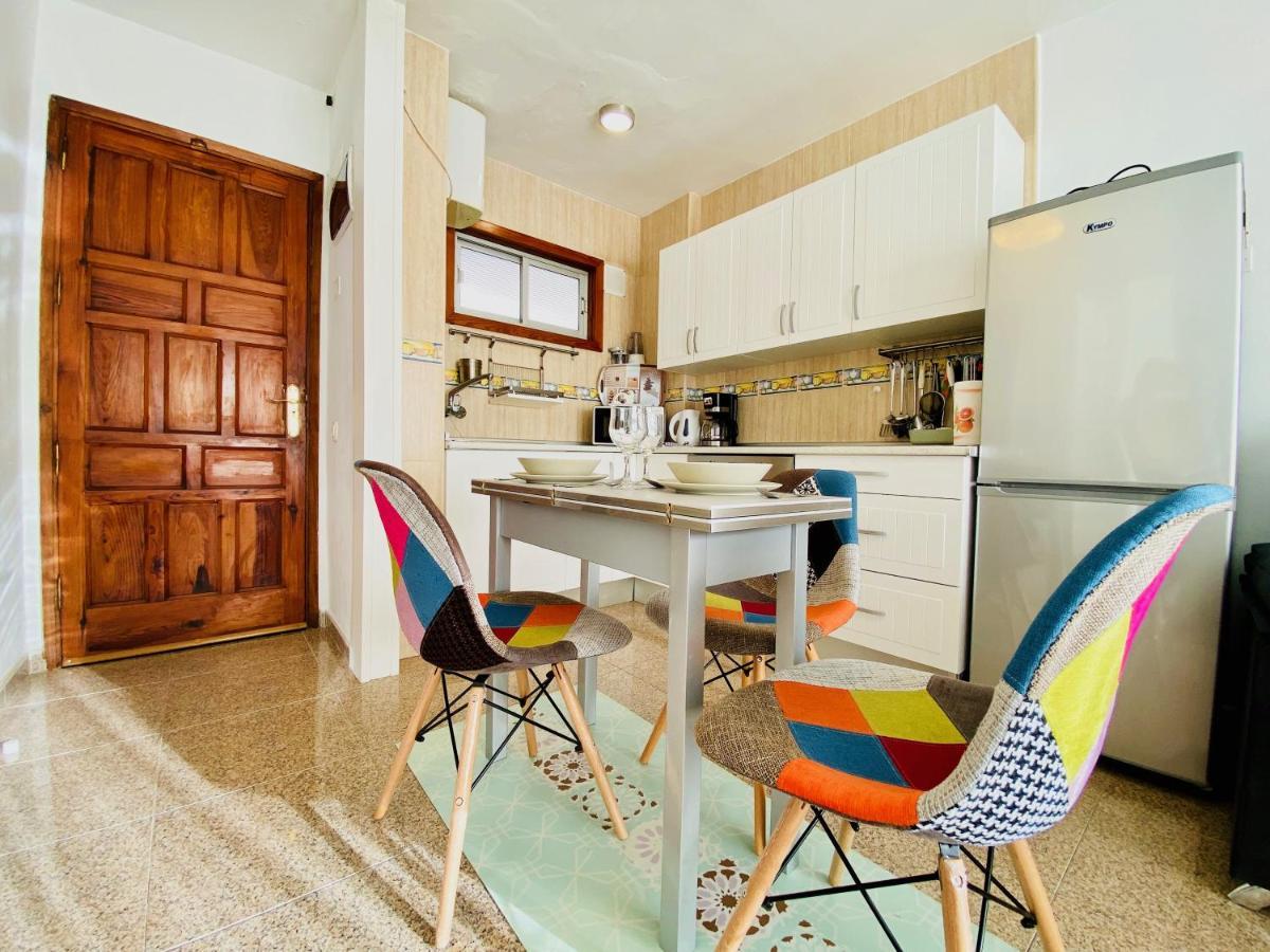 Orange And White Apartment In Yumbo San Bartolomé Extérieur photo
